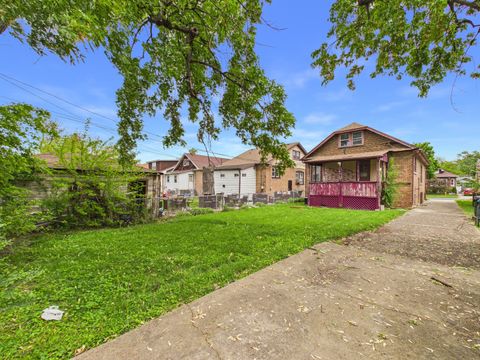Tiny photo for 1036 22nd Avenue, Bellwood, IL 60104 (MLS # 12642723)