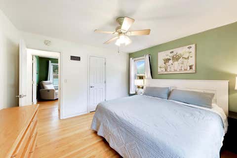 Tiny photo for 5816 W Greenleaf Avenue, Chicago, IL 60646 (MLS # 12722064)