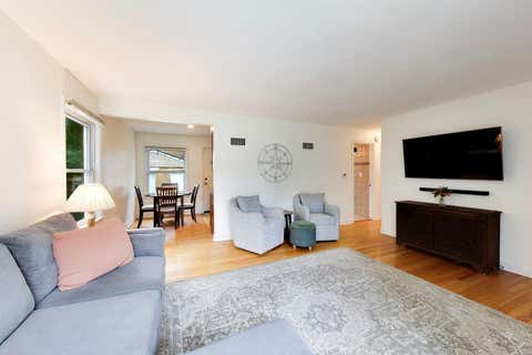 Tiny photo for 5816 W Greenleaf Avenue, Chicago, IL 60646 (MLS # 12722064)