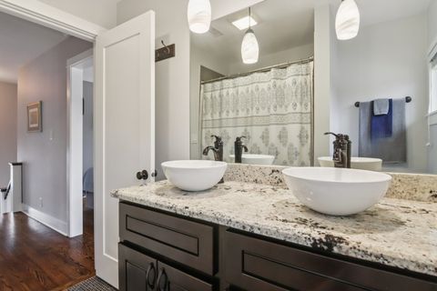 Tiny photo for 933 Elm Street, St. Charles, IL 60174 (MLS # 12577541)