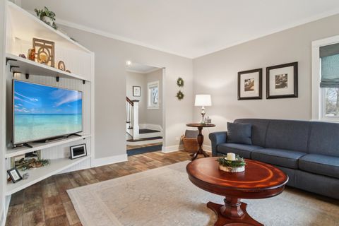 Tiny photo for 933 Elm Street, St. Charles, IL 60174 (MLS # 12577541)