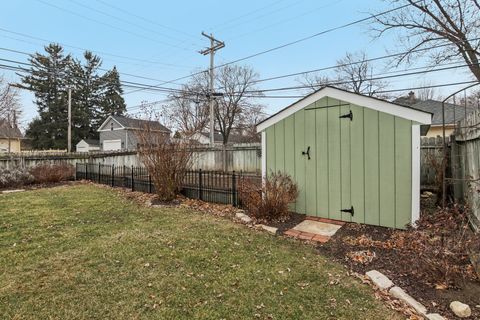 Tiny photo for 933 Elm Street, St. Charles, IL 60174 (MLS # 12577541)