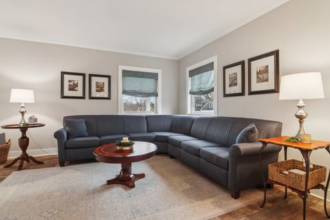 Tiny photo for 933 Elm Street, St. Charles, IL 60174 (MLS # 12577541)