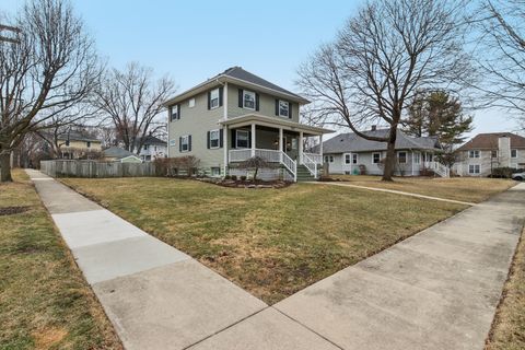 Tiny photo for 933 Elm Street, St. Charles, IL 60174 (MLS # 12577541)
