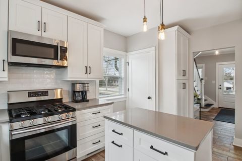 Tiny photo for 933 Elm Street, St. Charles, IL 60174 (MLS # 12577541)