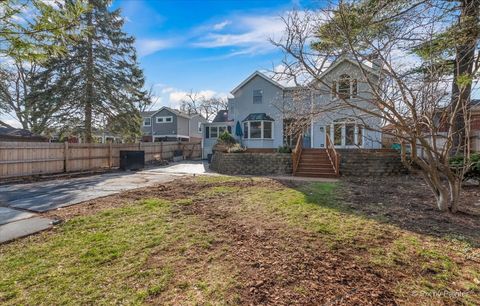 Tiny photo for 507 S Hi Lusi Avenue, Mount Prospect, IL 60056 (MLS # 12598950)