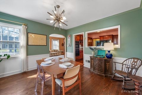 Tiny photo for 507 S Hi Lusi Avenue, Mount Prospect, IL 60056 (MLS # 12598950)