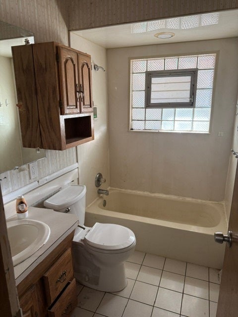 Tiny photo for 5555 W 90th Street, Oak Lawn, IL 60453 (MLS # 12767920)