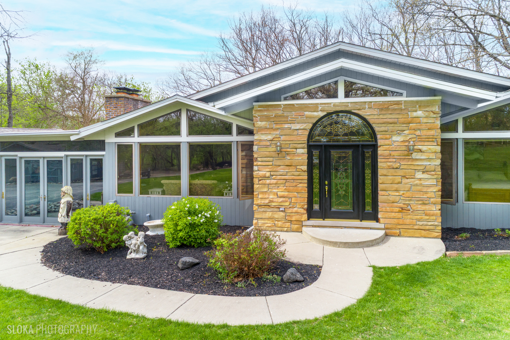 184 A River Road