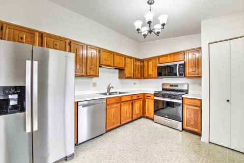 Tiny photo for 1416 Westbury Drive, Hoffman Estates, IL 60192 (MLS # 12605454)
