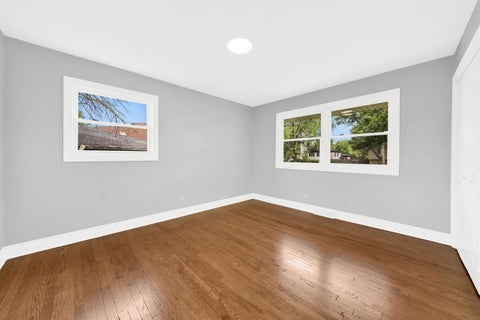 Tiny photo for 3245 S Manor Drive, Lansing, IL 60438 (MLS # 12703901)