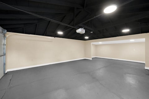 Tiny photo for 3245 S Manor Drive, Lansing, IL 60438 (MLS # 12703901)