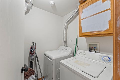 Tiny photo for 1124 Colonial Drive, Joliet, IL 60432 (MLS # 12571489)