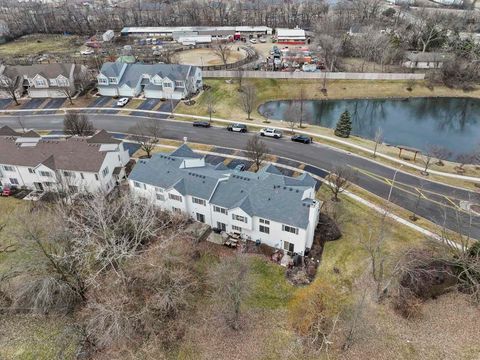 Tiny photo for 1124 Colonial Drive, Joliet, IL 60432 (MLS # 12571489)