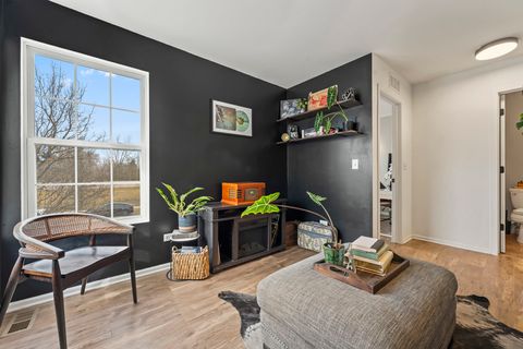 Tiny photo for 1124 Colonial Drive, Joliet, IL 60432 (MLS # 12571489)