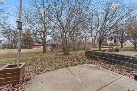 Tiny photo for 1124 Colonial Drive, Joliet, IL 60432 (MLS # 12571489)