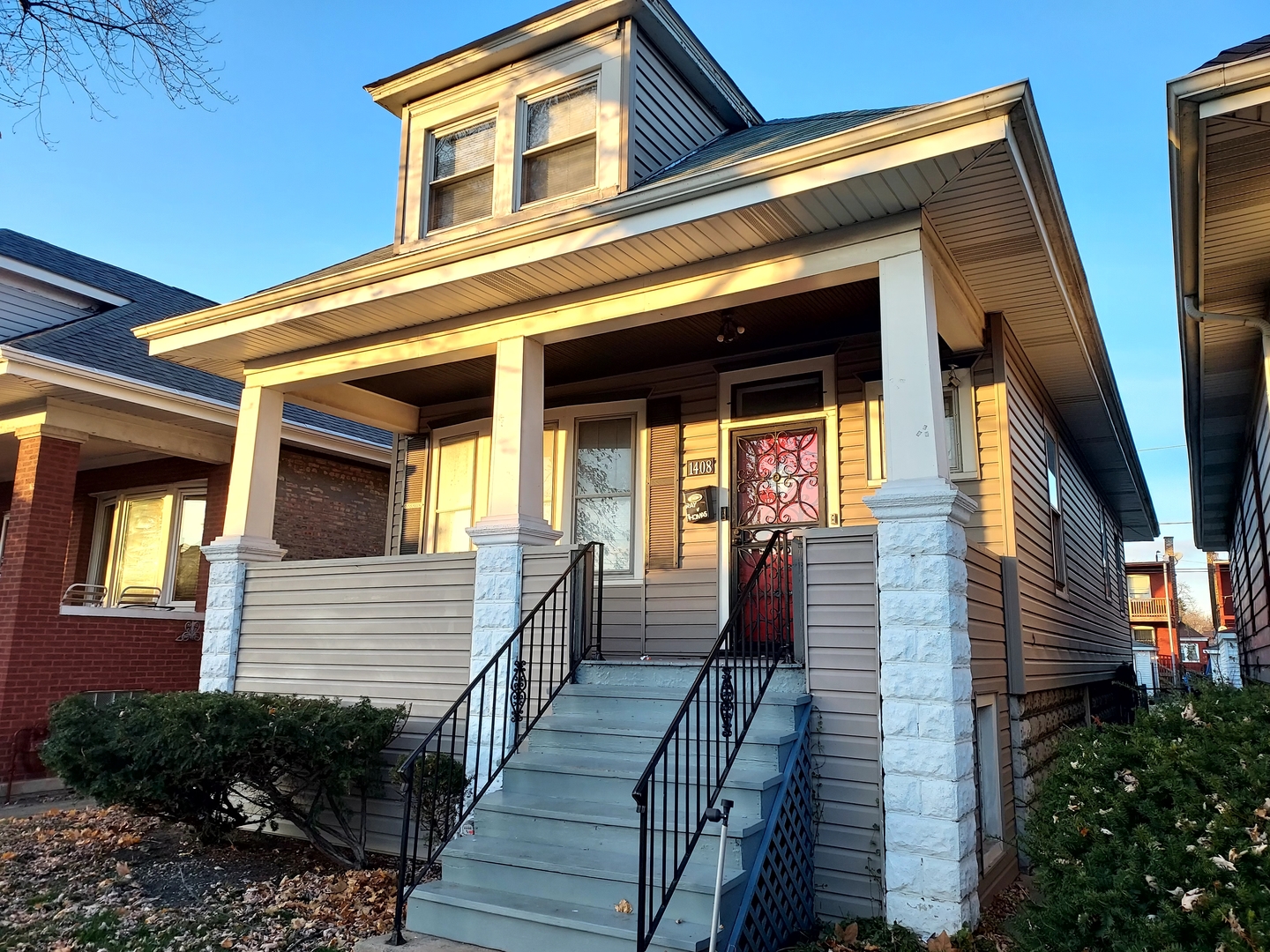 1408 W 71st Place