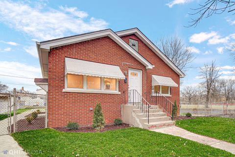 Photo of 2728 135th Street, Blue Island, IL 60406 (MLS # 12432998)