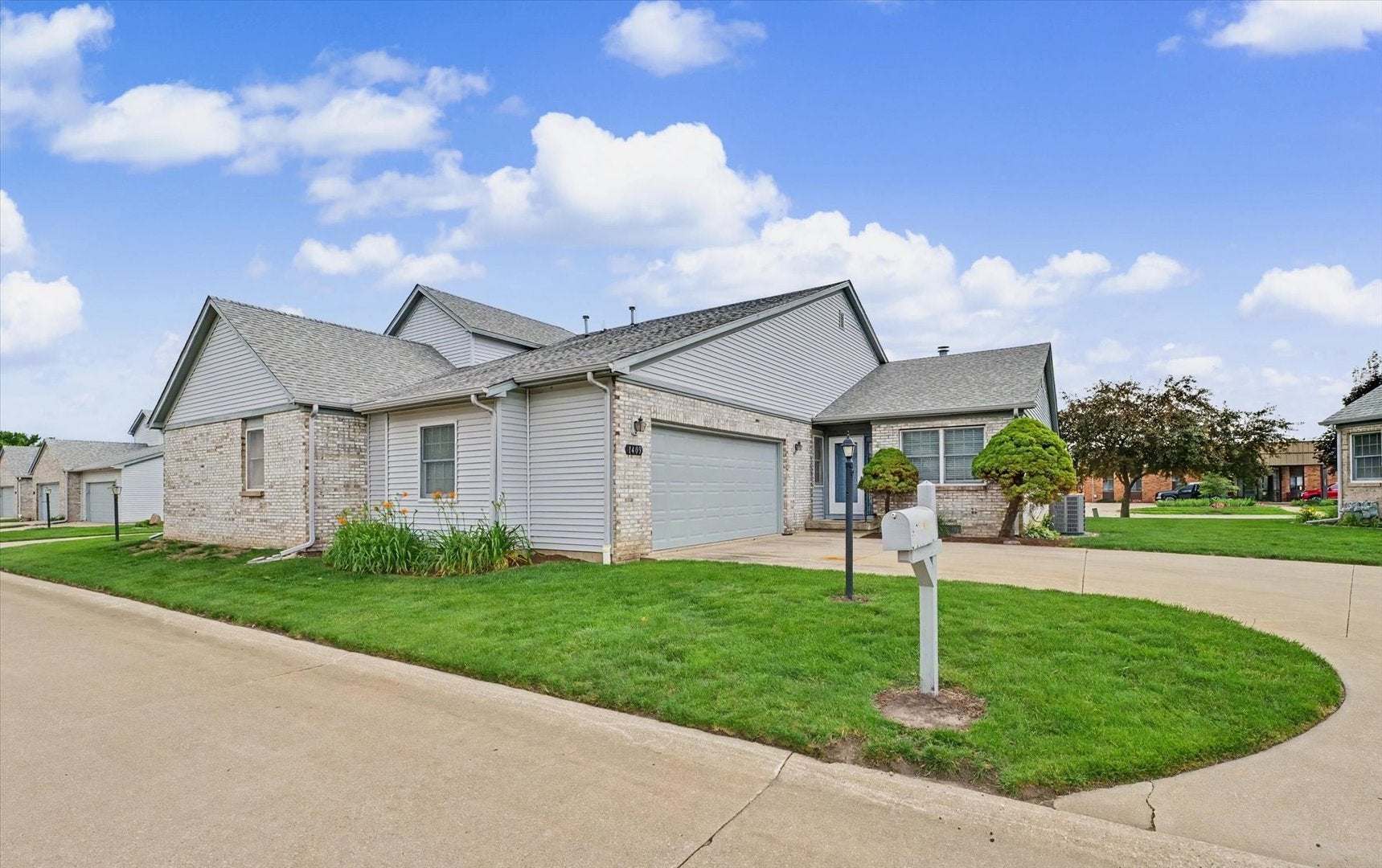 1409 Quail Run Drive 1409