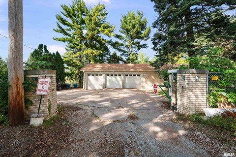 Tiny photo for 660 18TH Avenue, East Moline, IL 61244 (MLS # 12774092)
