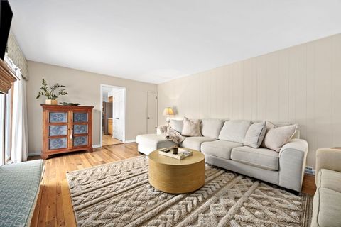 Tiny photo for 1532 Swallow Street, Naperville, IL 60565 (MLS # 12587733)