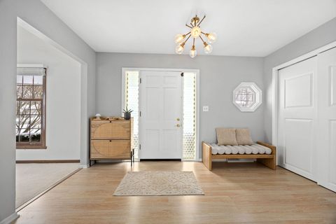 Tiny photo for 1532 Swallow Street, Naperville, IL 60565 (MLS # 12587733)