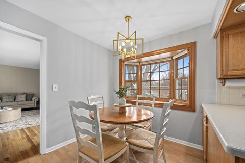 Tiny photo for 1532 Swallow Street, Naperville, IL 60565 (MLS # 12587733)