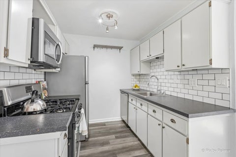 Tiny photo for 764 Gloucester Drive #764, Elk Grove Village, IL 60007 (MLS # 12740164)