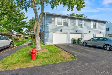 Tiny photo for 764 Gloucester Drive #764, Elk Grove Village, IL 60007 (MLS # 12740164)