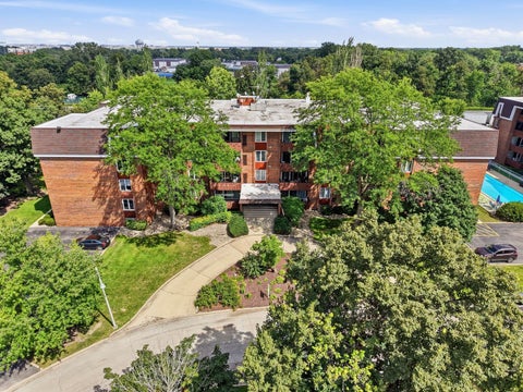 Tiny photo for 121 S Spruce Avenue #207, Wood Dale, IL 60191 (MLS # 12742933)