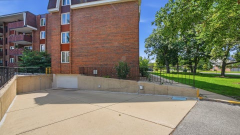 Tiny photo for 121 S Spruce Avenue #207, Wood Dale, IL 60191 (MLS # 12742933)
