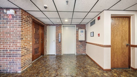 Tiny photo for 121 S Spruce Avenue #207, Wood Dale, IL 60191 (MLS # 12742933)