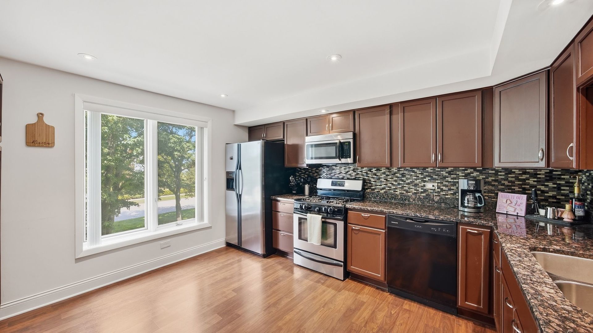 121 S Spruce Avenue 207