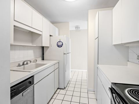 Tiny photo for 6171 N Sheridan Road #1803, Chicago, IL 60660 (MLS # 12391247)