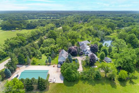 Tiny photo for 153 Algonquin Road, Barrington Hills, IL 60010 (MLS # 12530920)