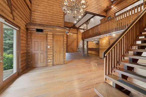 Tiny photo for 153 Algonquin Road, Barrington Hills, IL 60010 (MLS # 12530920)