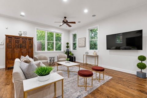 Tiny photo for 2157 W Potomac Avenue #1, Chicago, IL 60622 (MLS # 12676487)