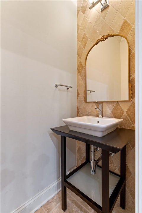 Tiny photo for 2157 W Potomac Avenue #1, Chicago, IL 60622 (MLS # 12676487)