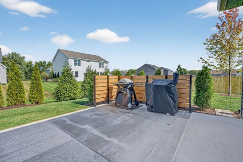 Tiny photo for 429 Fairway Lane, Sycamore, IL 60178 (MLS # 12595446)