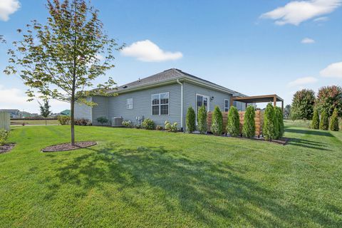 Tiny photo for 429 Fairway Lane, Sycamore, IL 60178 (MLS # 12595446)