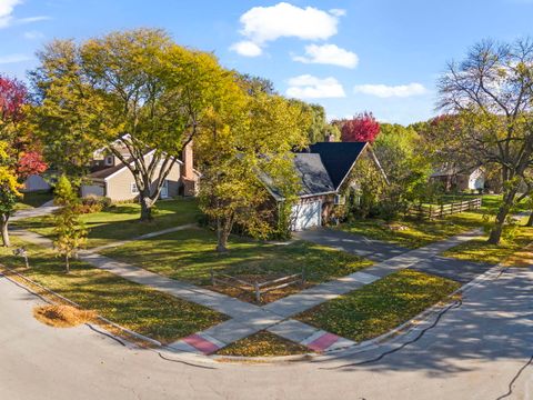 Tiny photo for 210 Westmoreland Lane, Naperville, IL 60540 (MLS # 12528169)