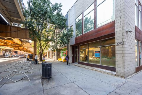 1008 W Lake Street 2 Chicago IL 60607