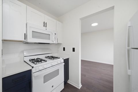 Tiny photo for 508 Pembroke Road SW, Poplar Grove, IL 61065 (MLS # 12607838)