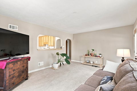Tiny photo for 792 N Kenilworth Avenue, Elmhurst, IL 60126 (MLS # 12769247)