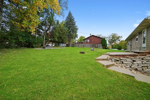 Tiny photo for 171 LAKESHORE Drive, Carpentersville, IL 60110 (MLS # 12502320)
