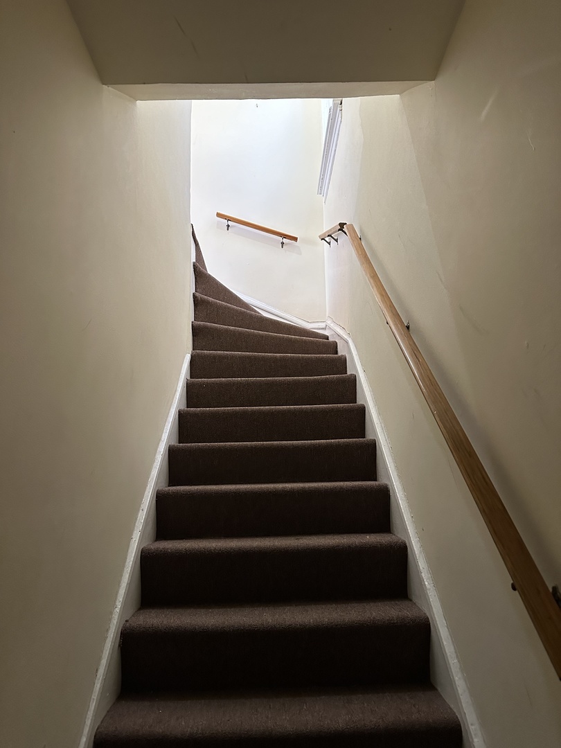 2451 N Marshfield Avenue N 2F