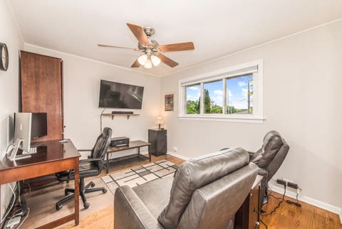 Tiny photo for 1214 S Pine Avenue, Arlington Heights, IL 60005 (MLS # 12677629)