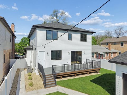 Tiny photo for 6235 N Kedvale Avenue, Chicago, IL 60646 (MLS # 12632419)