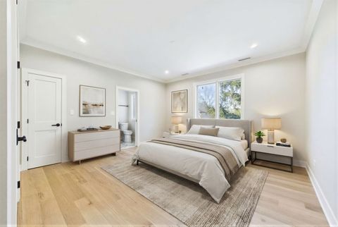 Tiny photo for 6235 N Kedvale Avenue, Chicago, IL 60646 (MLS # 12632419)