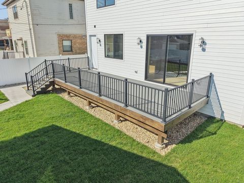 Tiny photo for 6235 N Kedvale Avenue, Chicago, IL 60646 (MLS # 12632419)
